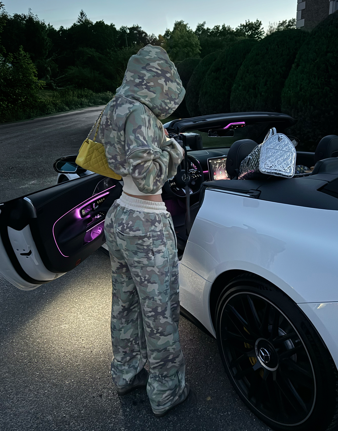 CAMO TRACKIE - MILITARY GREEN & PINK