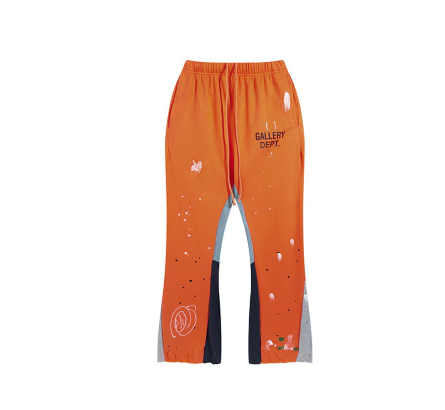 Flared Jogger mit Kleksen