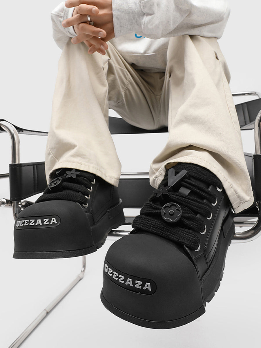 MONOCHROME CHUNKY TREAD
SNEAKERS