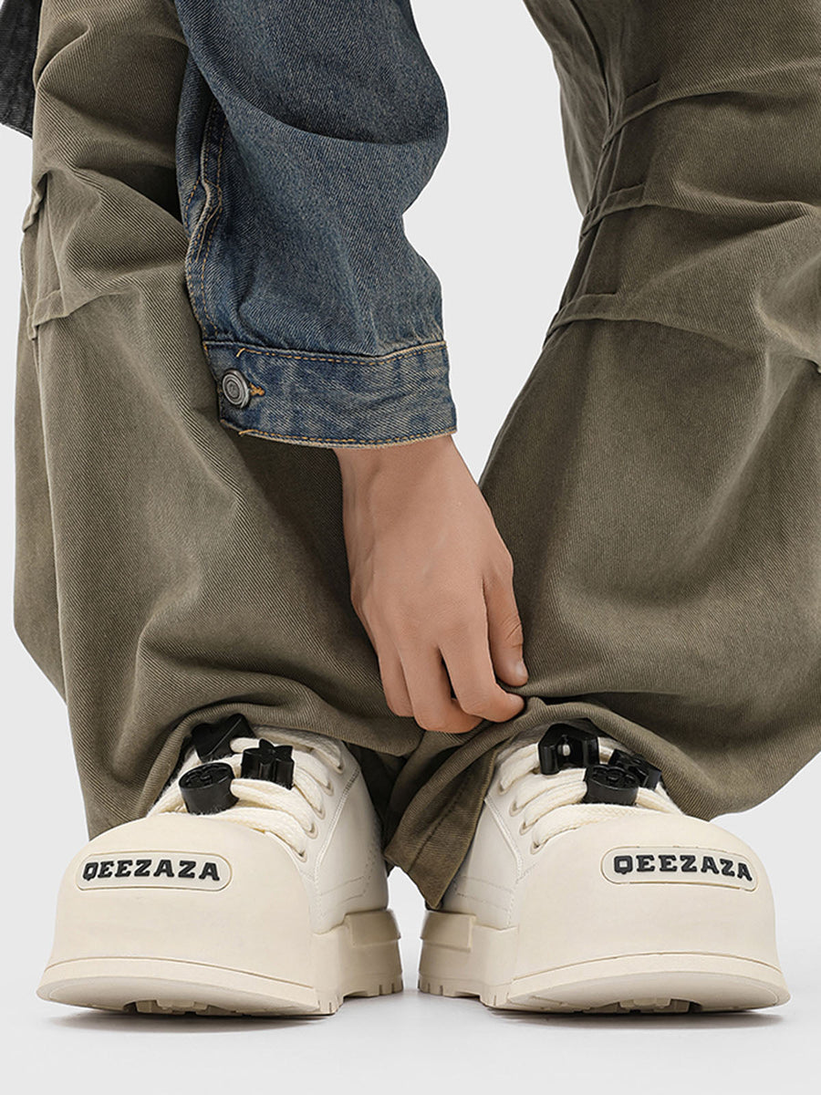 MONOCHROME CHUNKY TREAD
SNEAKERS