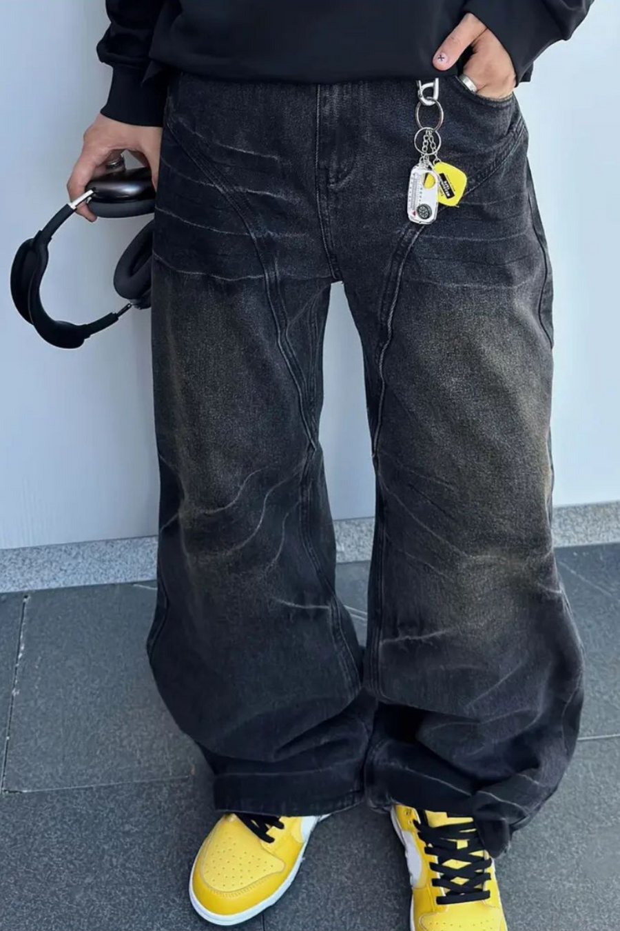 'WEATHERED' BAGGY JEANS