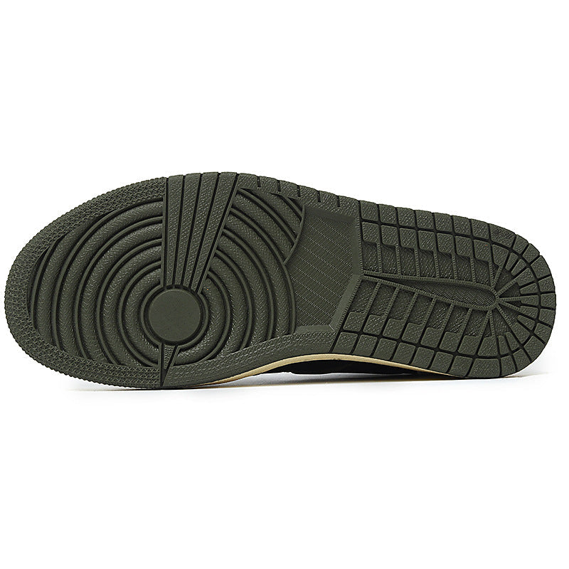 Dark Mochas Sneaker