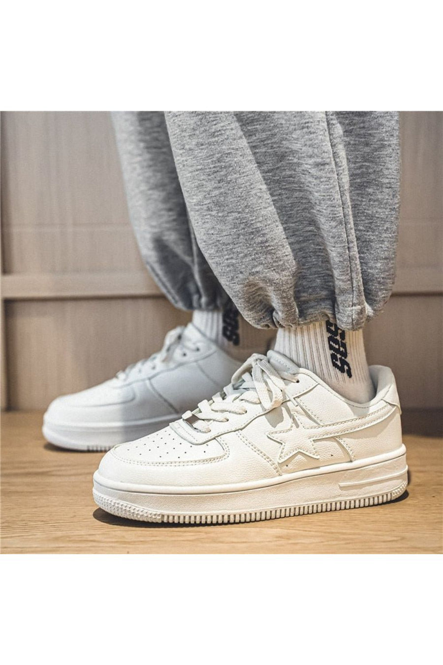 'TRIPLE WHITE' STAR SNEAKER