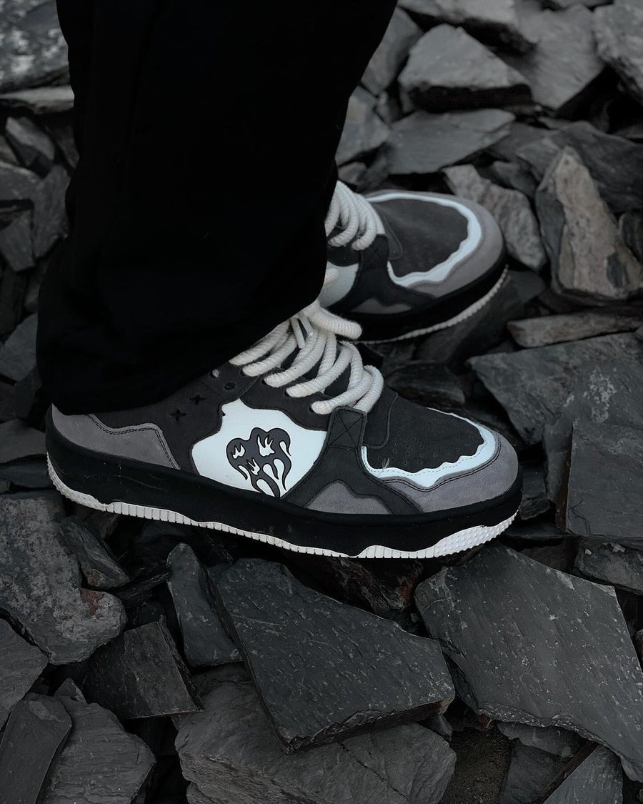 MONOCHROME SHADOWWAVE SCHWERLAST STRASSEN SNEAKERS