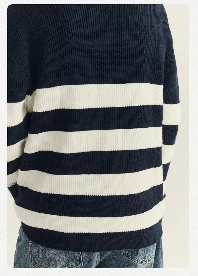 Halbzip-Pullover in Schwarz-Weiß