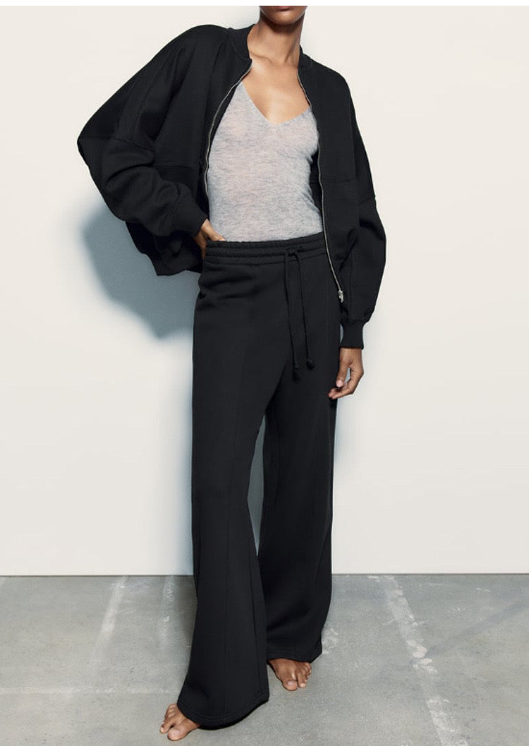 Minimalistischer Wide-Leg Tracksuit