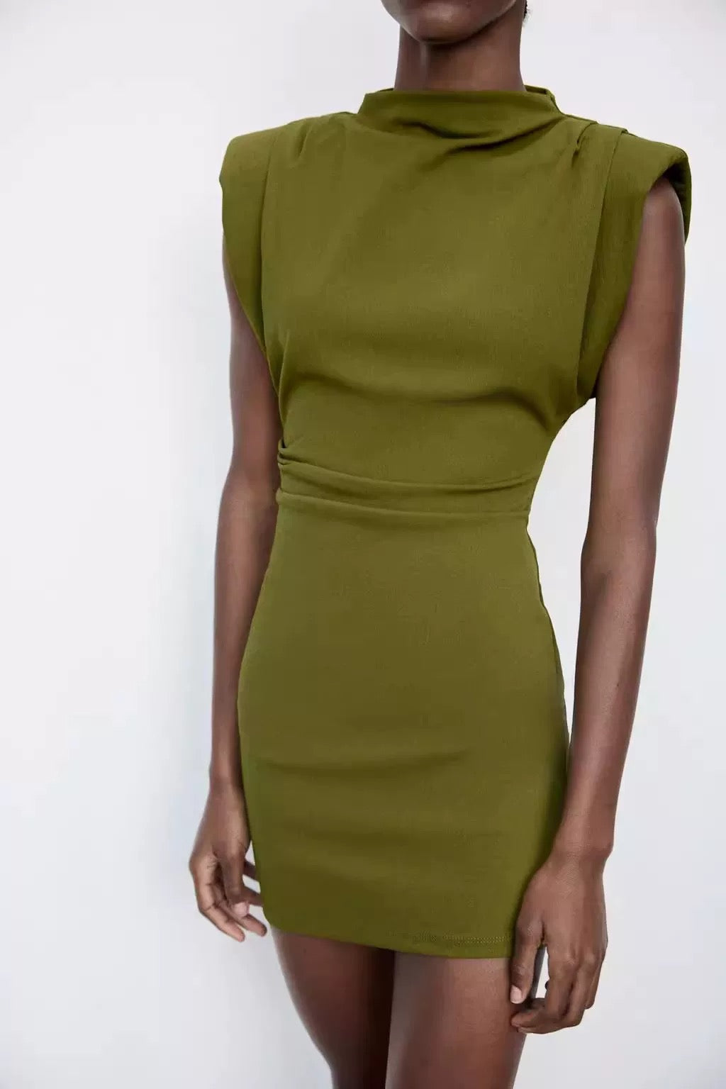 Eleganter Olive Kleid