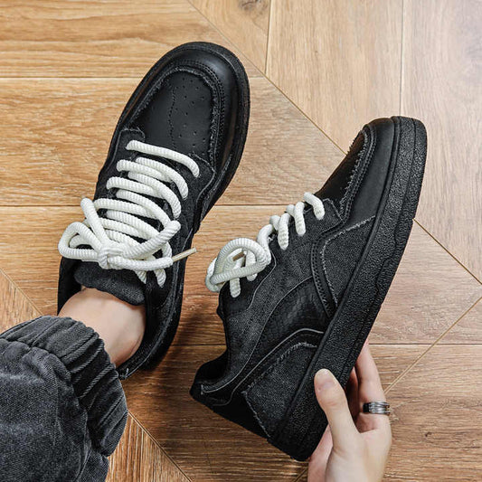 REBEL STAR SNEAKER