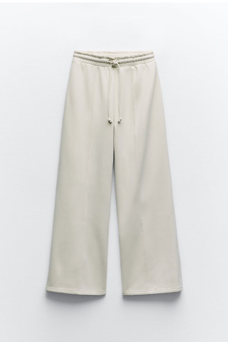 Minimalistischer Wide-Leg Tracksuit