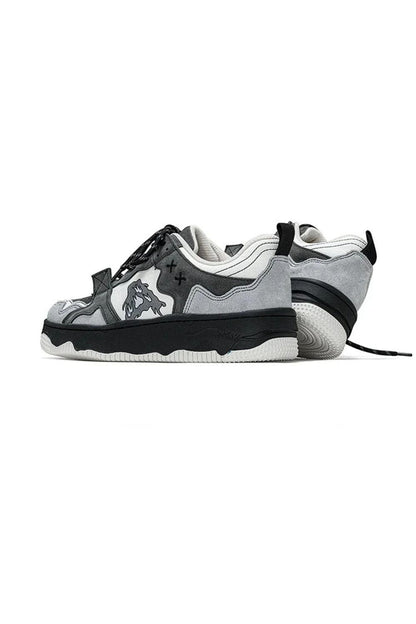 DUNKELCREMIGER SNEAKER