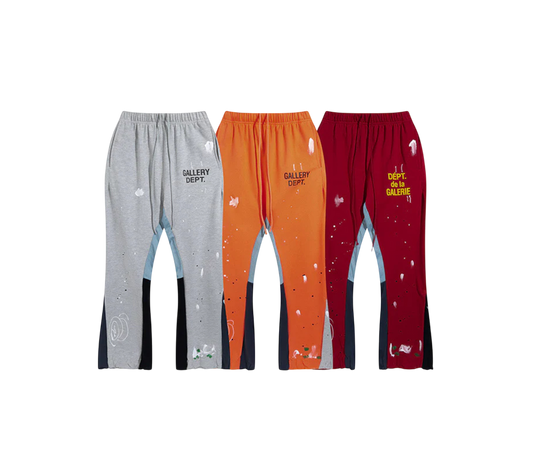Flared Jogger mit Kleksen