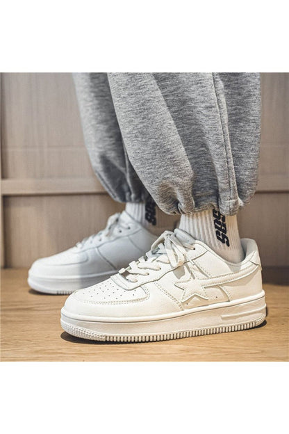 'TRIPLE WHITE' STAR SNEAKER