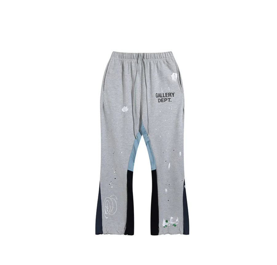 Flared Jogger mit Kleksen