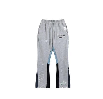 Flared Jogger mit Kleksen