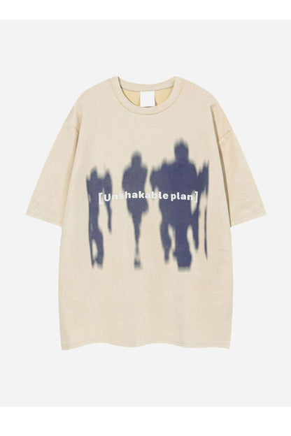T-SHIRT MIT UNERSCHÜTTERLICHEM
PLAN-DRUCK
