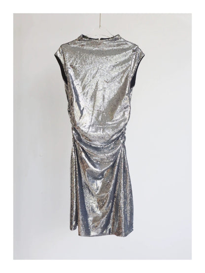 Glitzerndes kleid