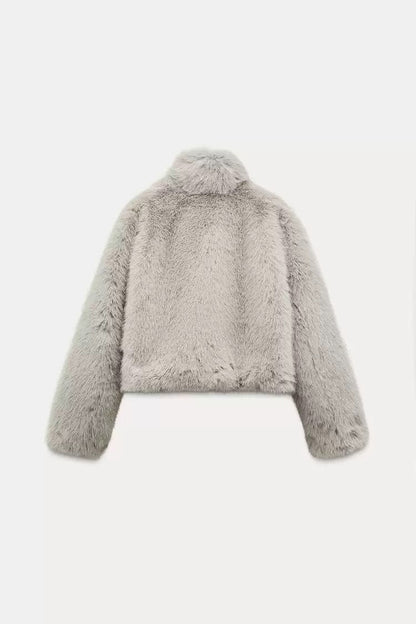 Kurzjacke aus weichem Kunstfell